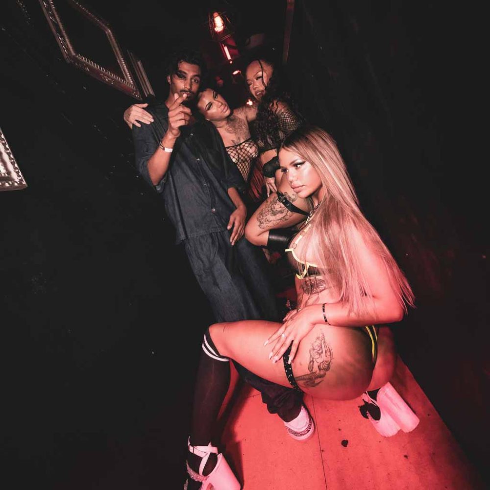 HONEYS_25072025_FINAL__90 06.49.36