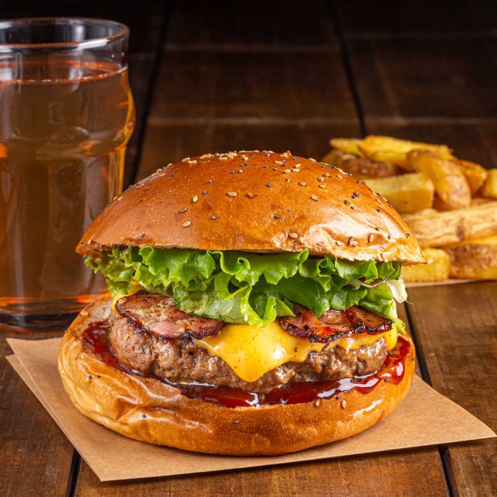 HolyCoW_BurgerBoeuf_SmokyBigCheeseAndBaconMenu