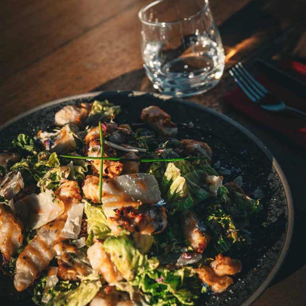 MADHOUSE_ROOFTOP_FOOD_SET_TRI__126