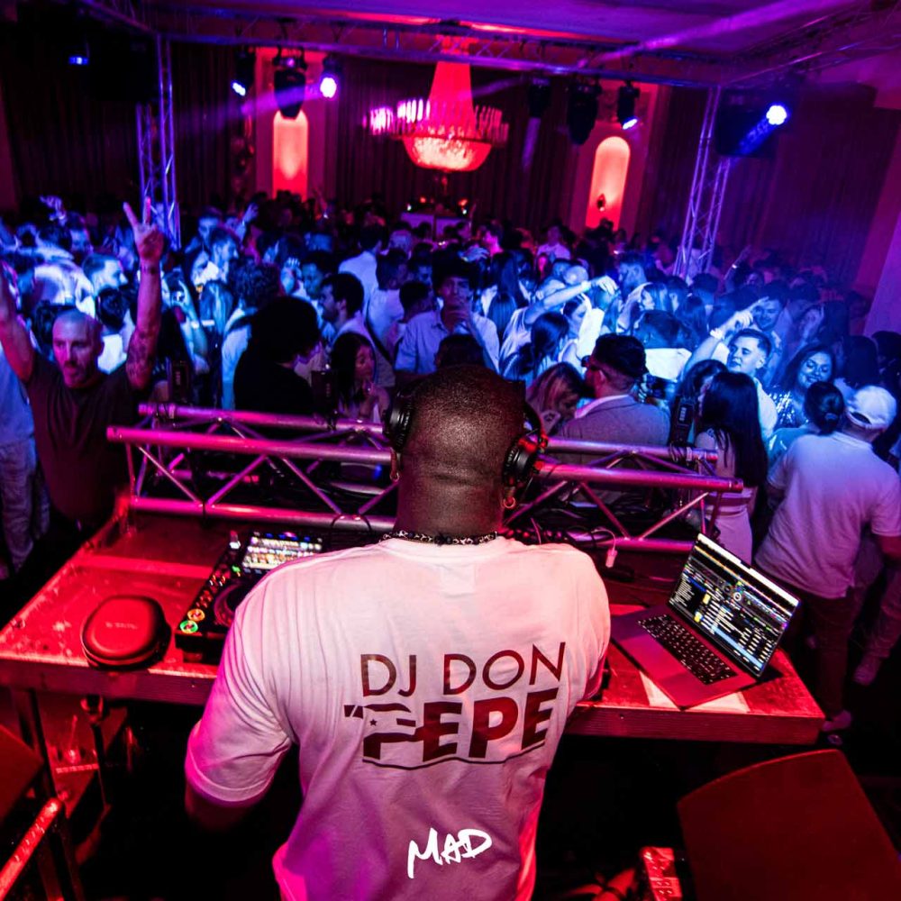 NY_PALACE_31122023_FINAL_LOGO_193